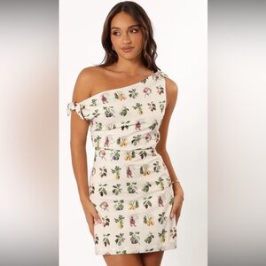 Petal & Pup Cream Asymmetrical Ruffled One-Shoulder Floral Dress